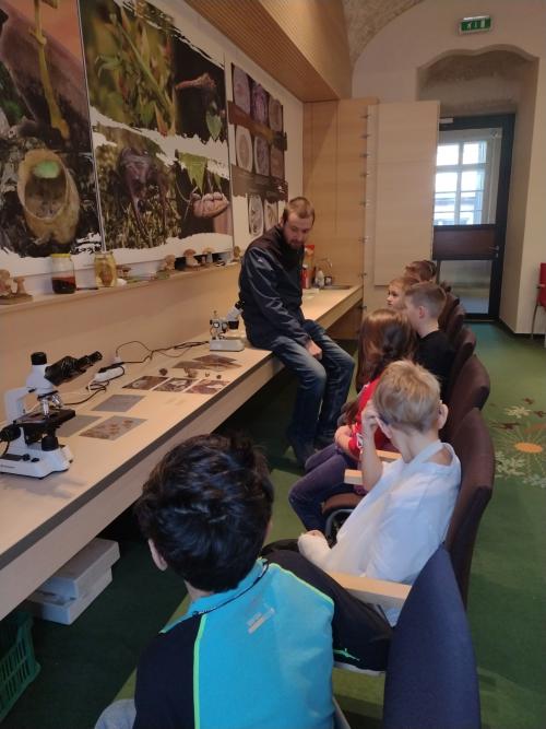 Svet vedy a techniky v SMOPaJ