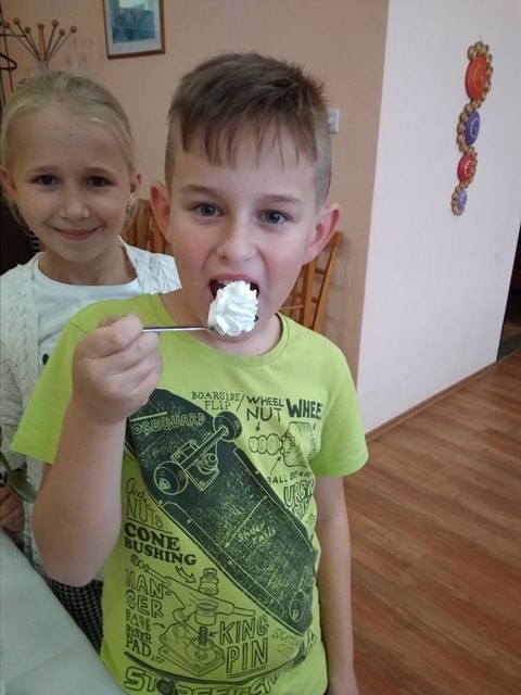 Hovorme o jedle - Mlieko a mliečne výrobky od slovenkých kravičiek